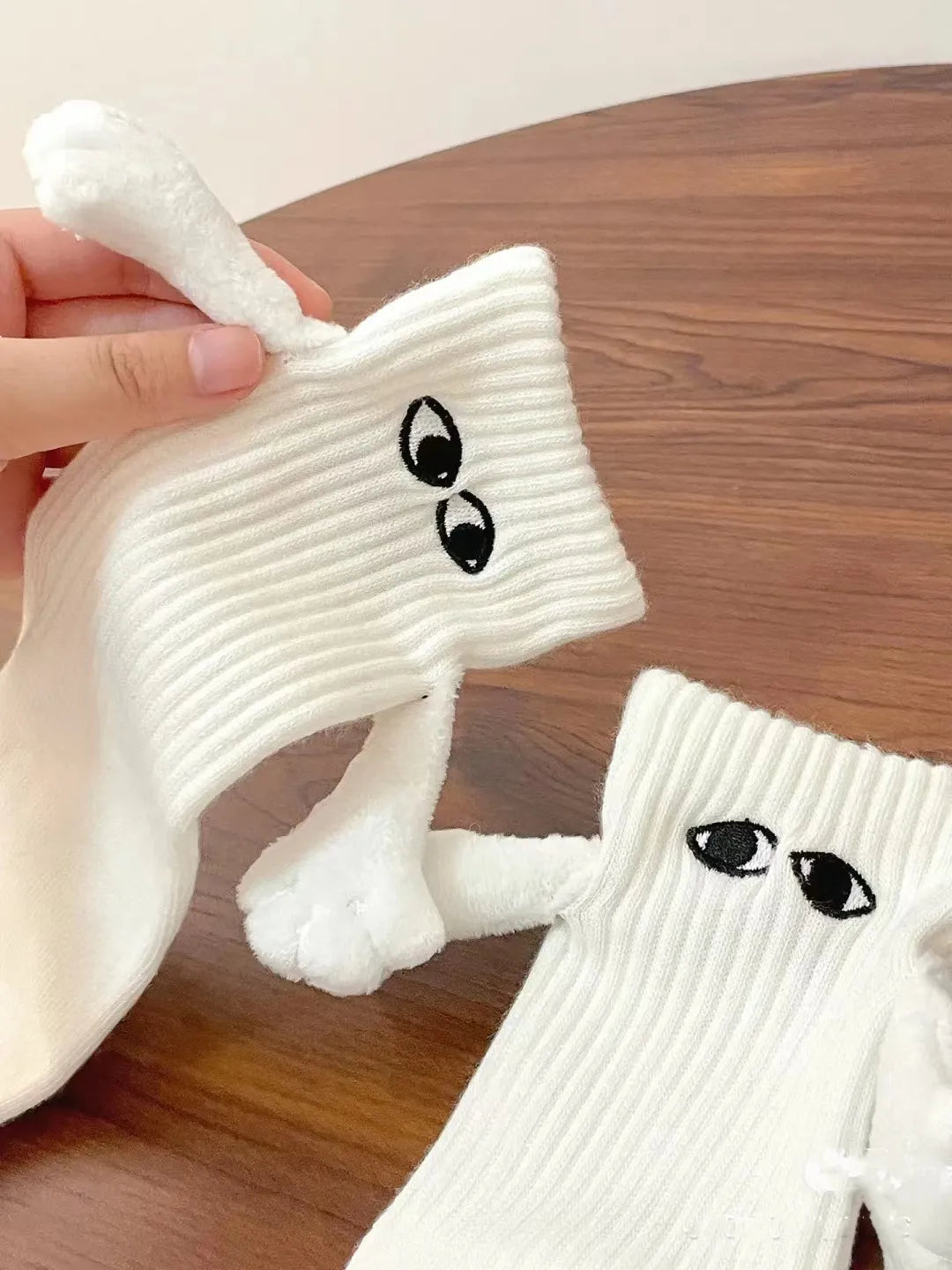 Magnetic Socks Holding Hands - Couple, BFF